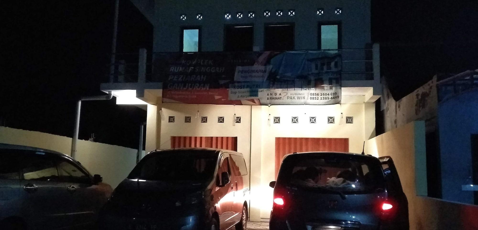 Spot On 93020 Rumah Singgah Ganjuran Bantul Exterior foto
