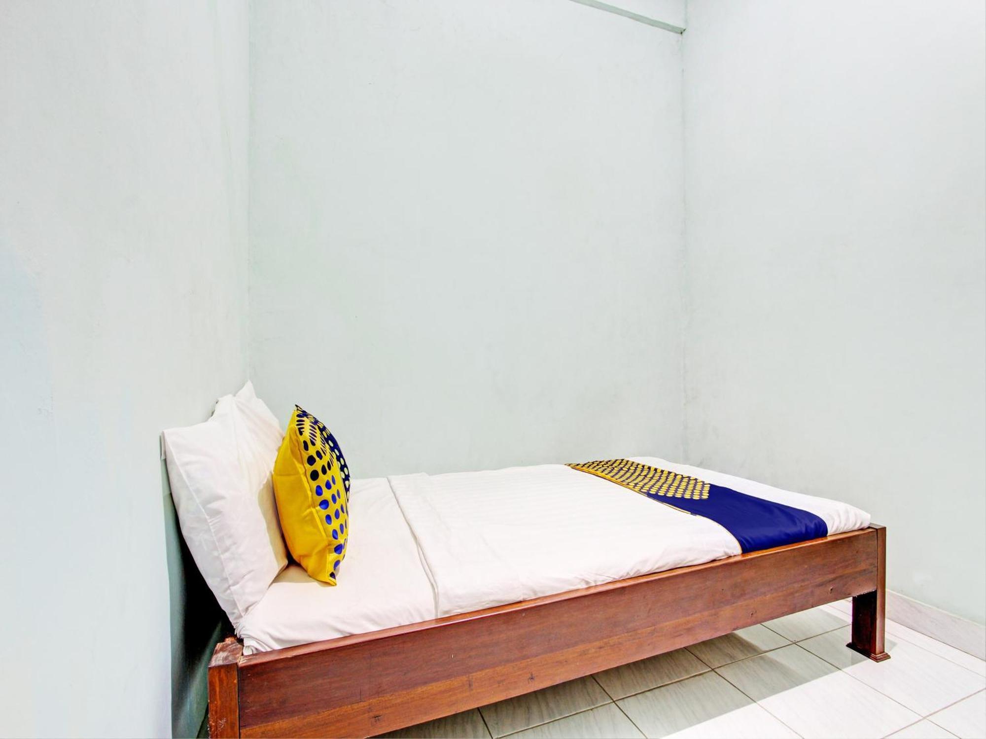 Spot On 93020 Rumah Singgah Ganjuran Bantul Exterior foto